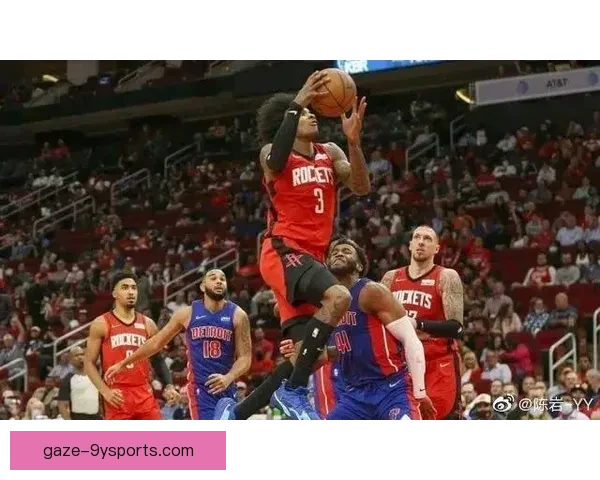 尼克斯队重建之路：年轻球员崛起与未来赛季的挑战与机遇