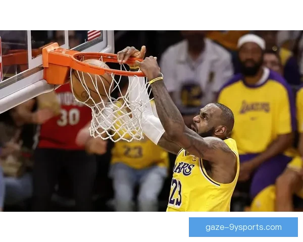 浓眉关键时刻砍下30分助湖人逆转勇士，詹姆斯送出10次助攻破纪录